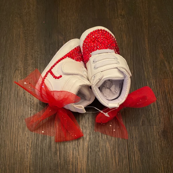 𝐑ＥⒹ в𝒶в𝔂 βℓƗｎ𝐠! - Picture 2 of 5